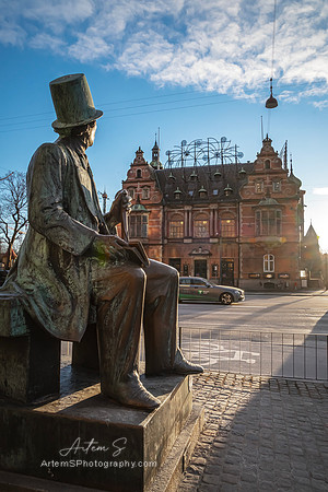Statue of Andersen