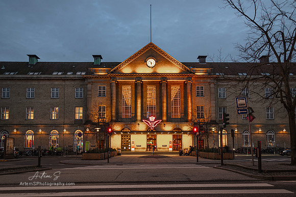 Aarhus Hovedbanegård (Banegårdspladsen)