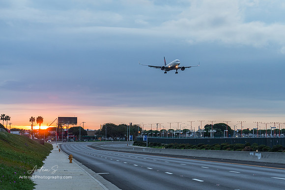 LAX