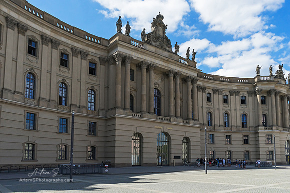 Universitätsbibliothek Humboldt-Universität