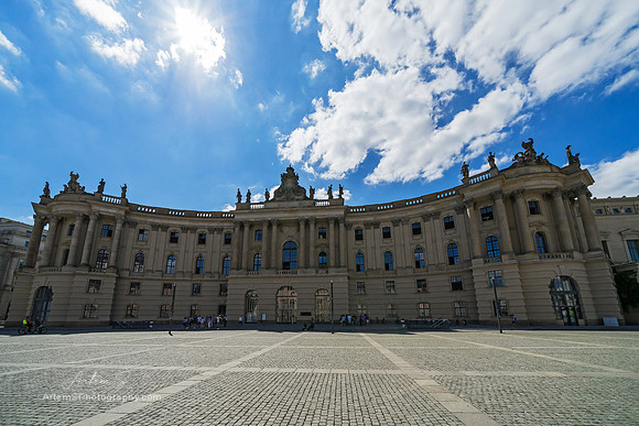 Universitätsbibliothek Humboldt-Universität