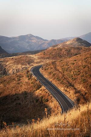 Mishe Mokwa Trail